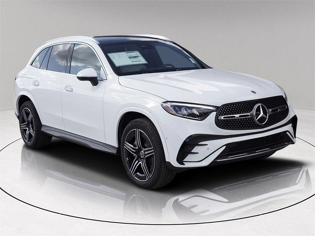 new 2026 Mercedes-Benz GLC 300 car