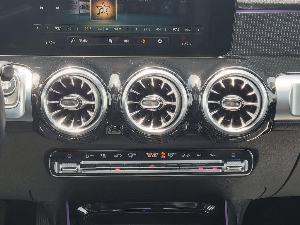 used 2023 Mercedes-Benz GLB 250 car, priced at $30,996