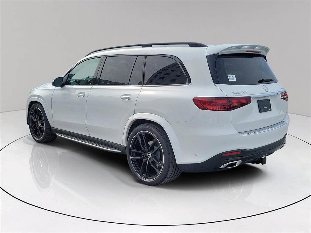 new 2026 Mercedes-Benz GLS 450 car