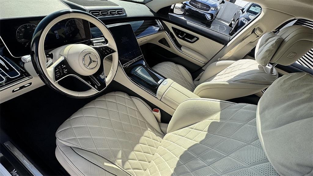 used 2022 Mercedes-Benz S-Class car, priced at $71,700