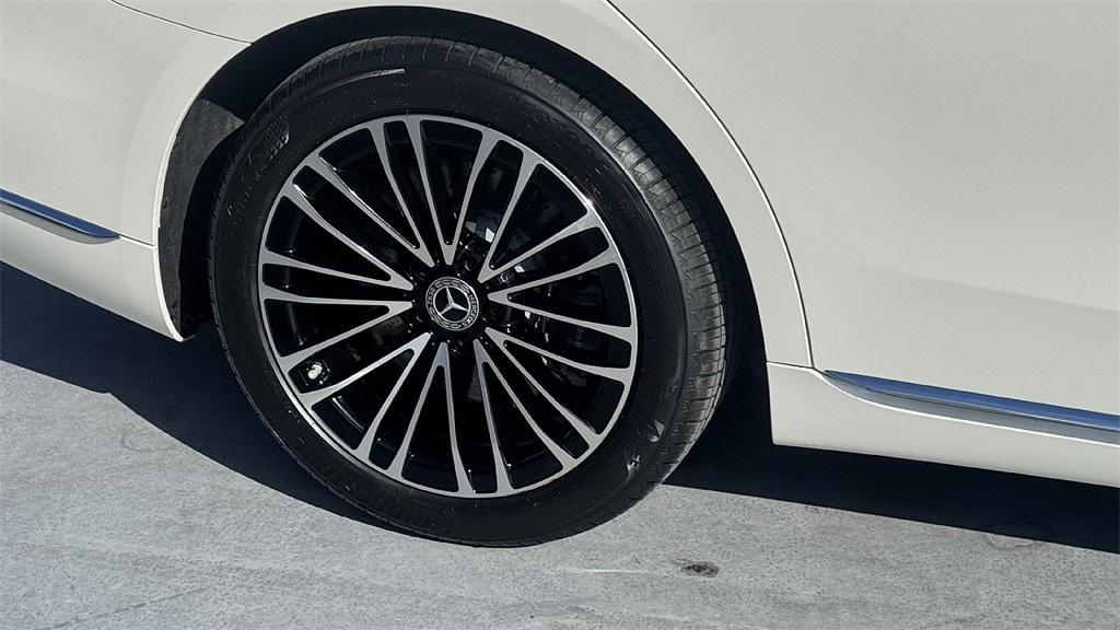 used 2022 Mercedes-Benz S-Class car, priced at $71,700