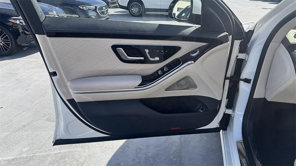 used 2022 Mercedes-Benz S-Class car, priced at $64,900