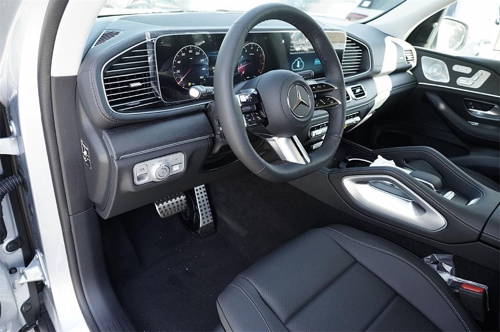 new 2026 Mercedes-Benz GLS 450 car, priced at $96,995