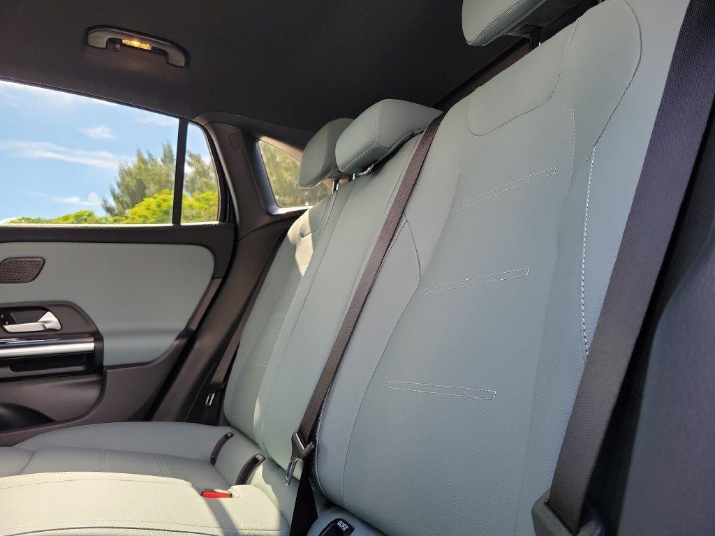 new 2026 Mercedes-Benz GLA 250 car, priced at $43,325