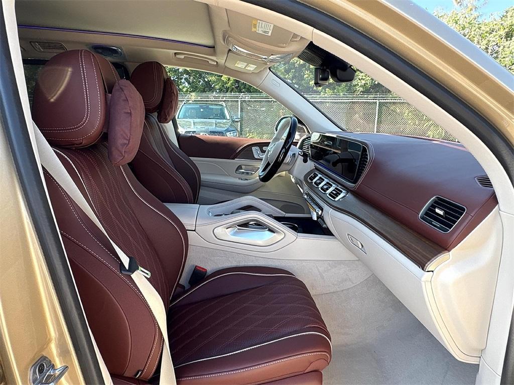 new 2026 Mercedes-Benz Maybach GLS 600 car