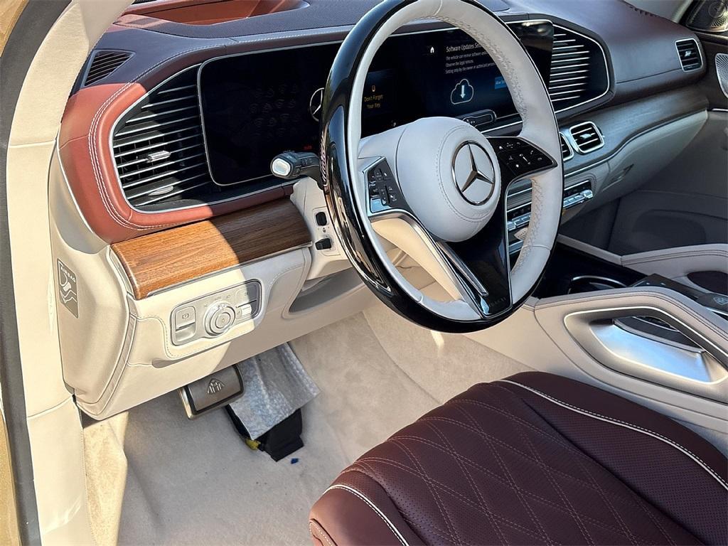 new 2026 Mercedes-Benz Maybach GLS 600 car