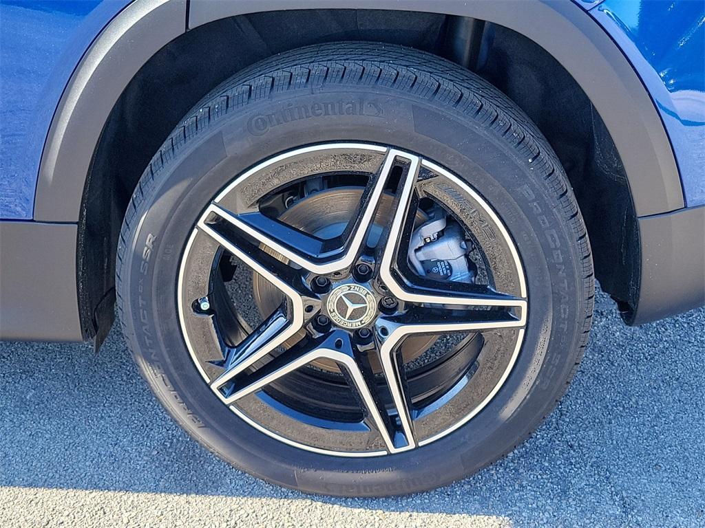 new 2026 Mercedes-Benz GLB 250 car