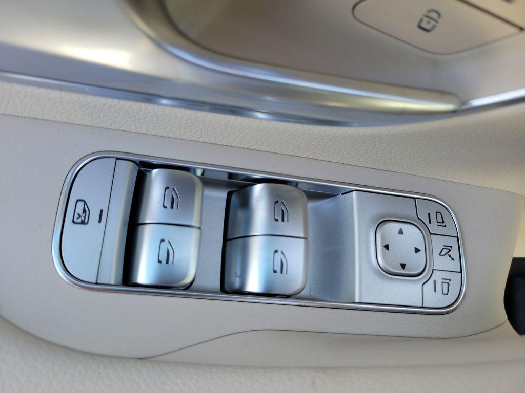 new 2026 Mercedes-Benz GLE 450 car, priced at $81,295