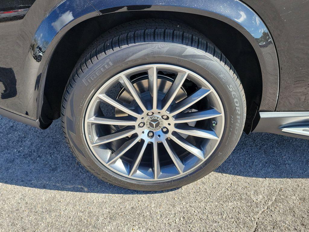 new 2026 Mercedes-Benz GLE 450 car, priced at $81,845