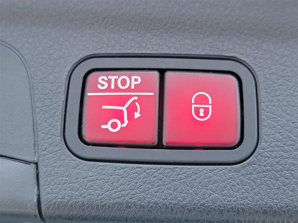 used 2023 Mercedes-Benz GLE 350 car, priced at $48,398