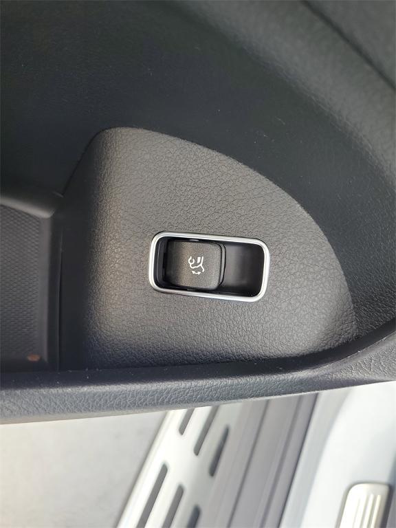 new 2026 Mercedes-Benz GLS 450 car