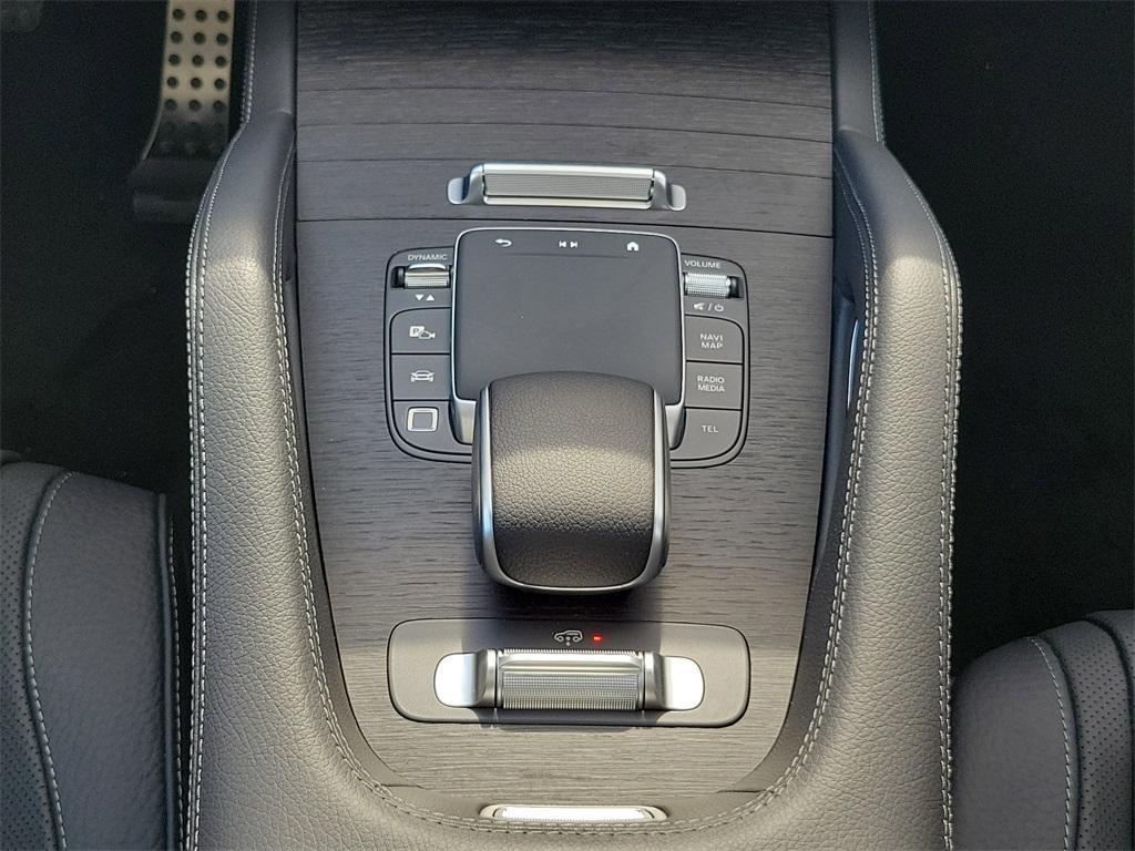 new 2026 Mercedes-Benz GLS 450 car