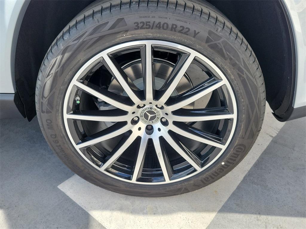 new 2026 Mercedes-Benz GLS 450 car