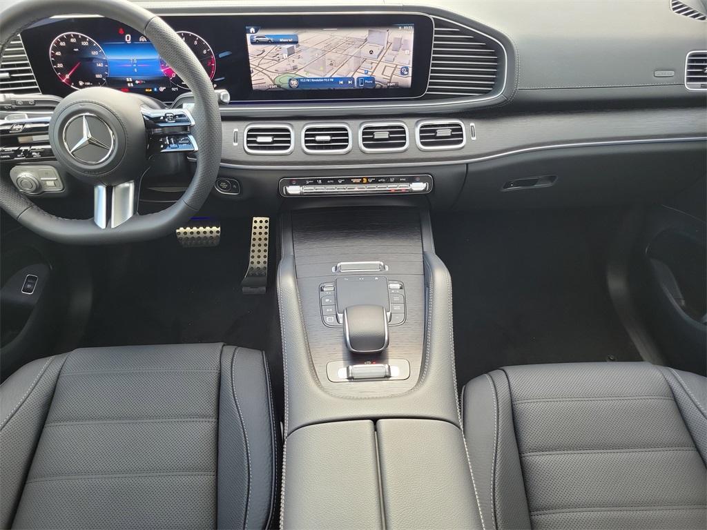 new 2026 Mercedes-Benz GLS 450 car