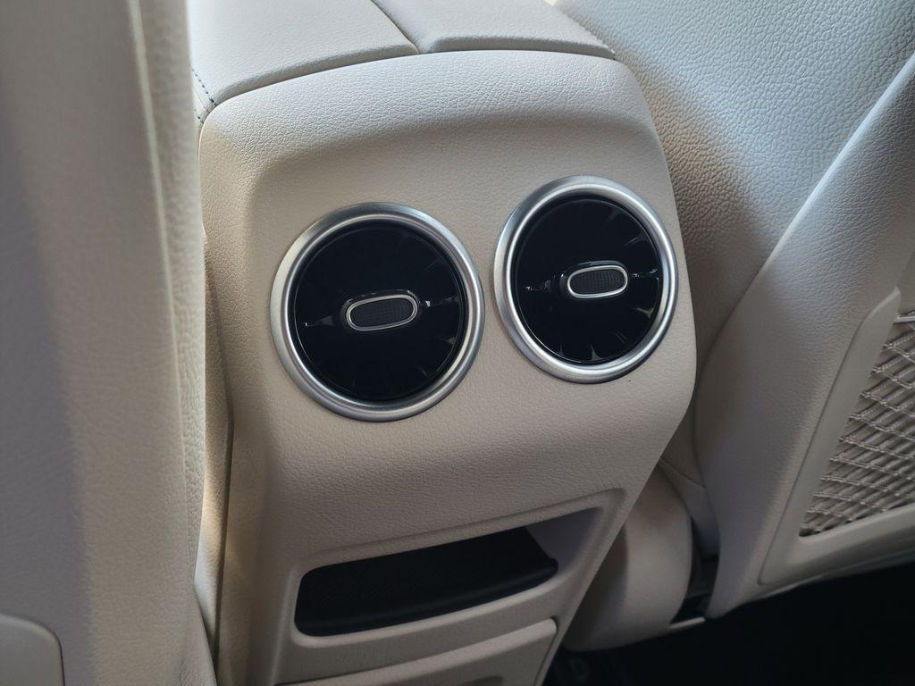 used 2022 Mercedes-Benz GLA 250 car, priced at $32,714