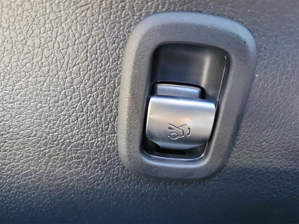 new 2026 Mercedes-Benz C-Class car