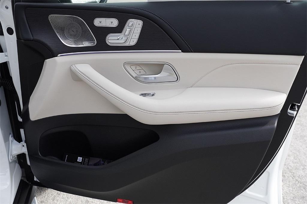 new 2026 Mercedes-Benz AMG GLE 63 car