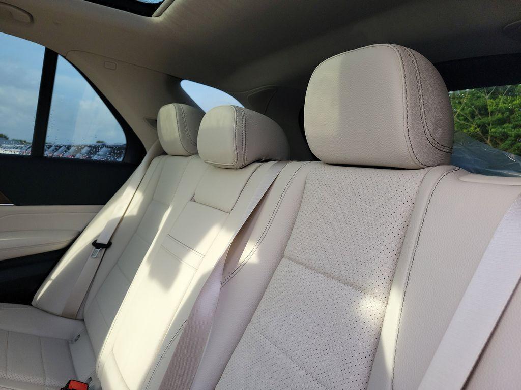 new 2026 Mercedes-Benz GLE 450 car, priced at $81,660