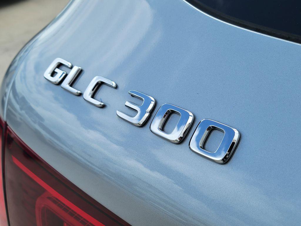 used 2022 Mercedes-Benz GLC 300 car, priced at $30,994