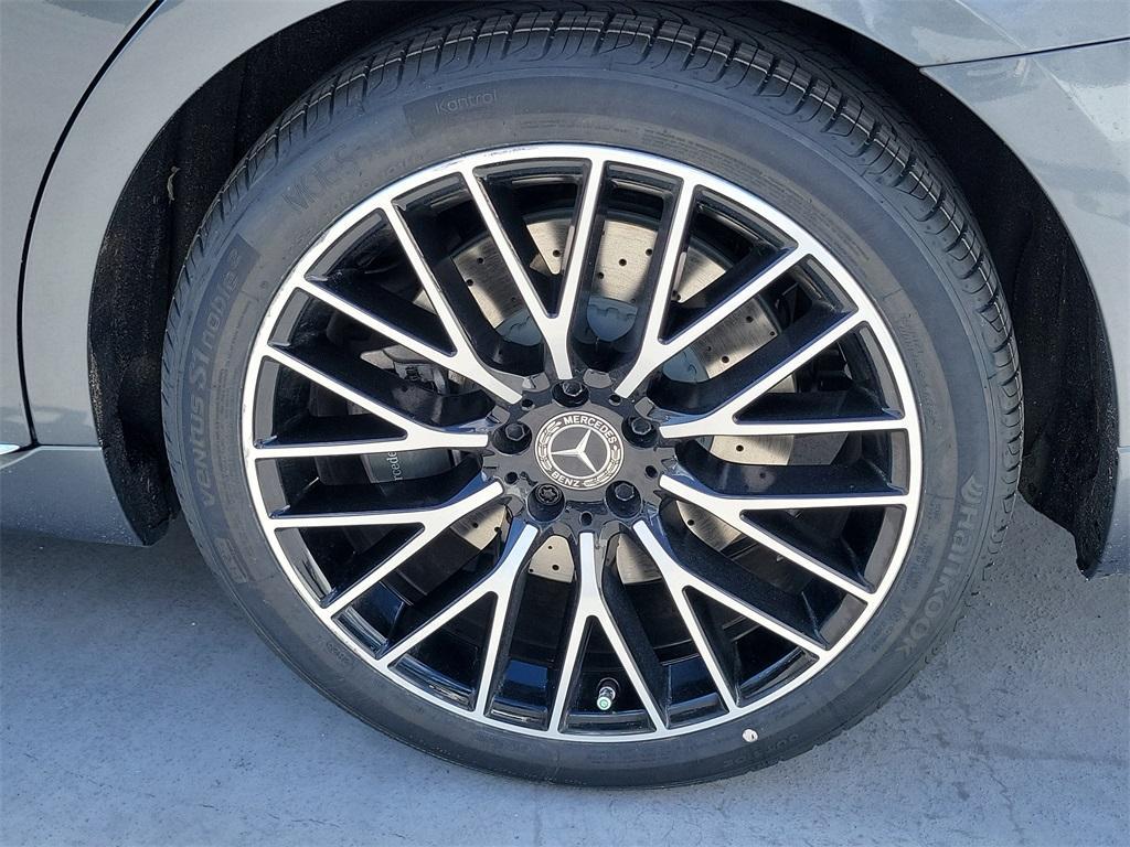 used 2022 Mercedes-Benz S-Class car, priced at $72,996
