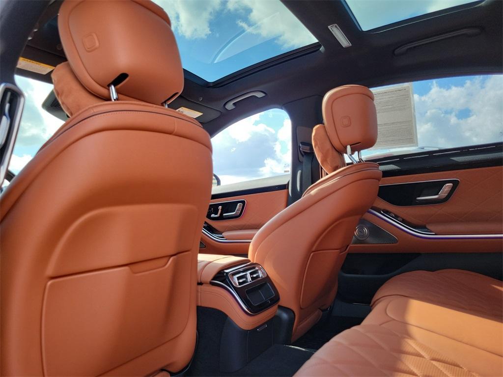 used 2022 Mercedes-Benz S-Class car, priced at $72,996