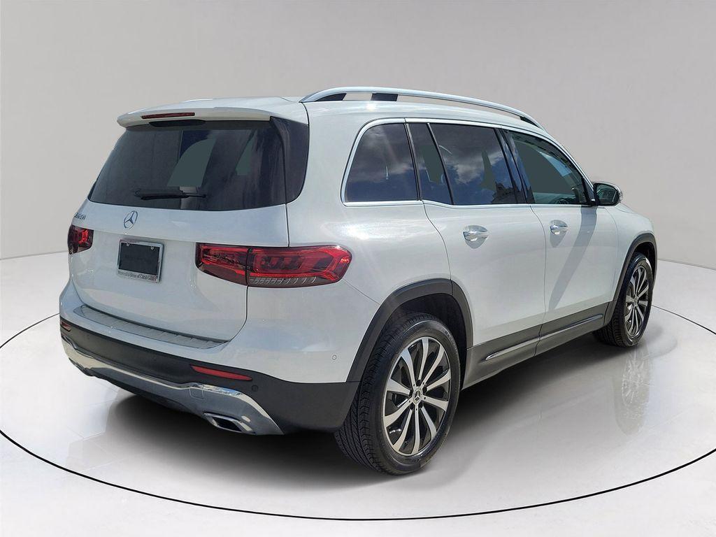 used 2023 Mercedes-Benz GLB 250 car, priced at $33,989