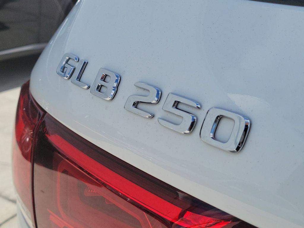 used 2023 Mercedes-Benz GLB 250 car, priced at $33,989