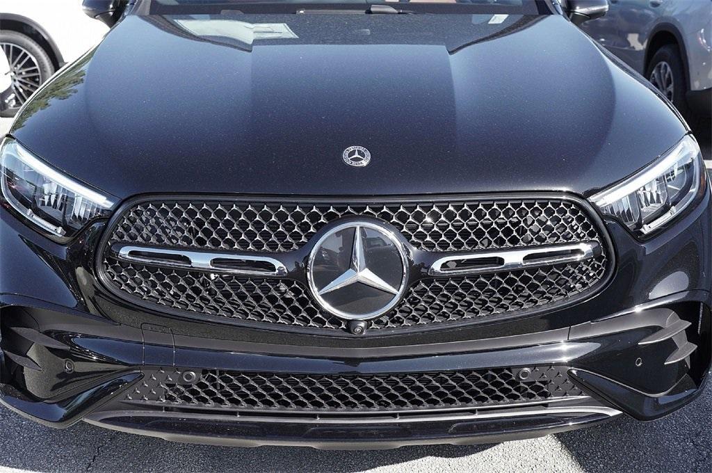 new 2026 Mercedes-Benz GLC 300 car