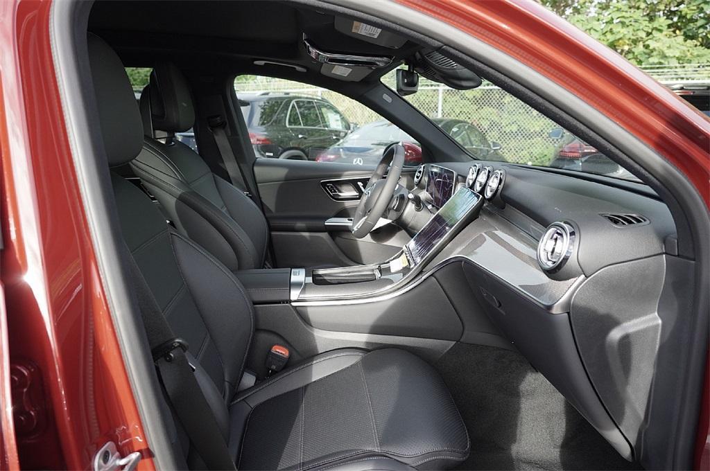 new 2026 Mercedes-Benz GLC 300 car, priced at $58,405