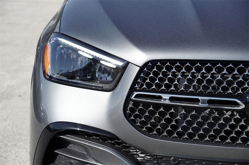 new 2026 Mercedes-Benz GLE 580 car