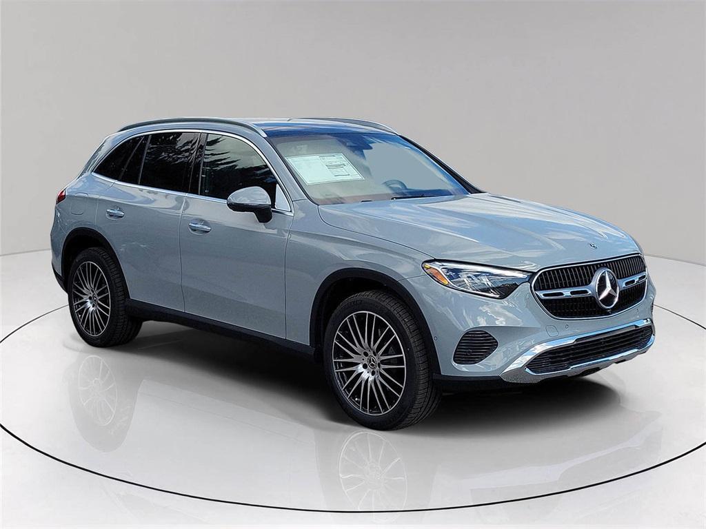 new 2026 Mercedes-Benz GLC 300 car