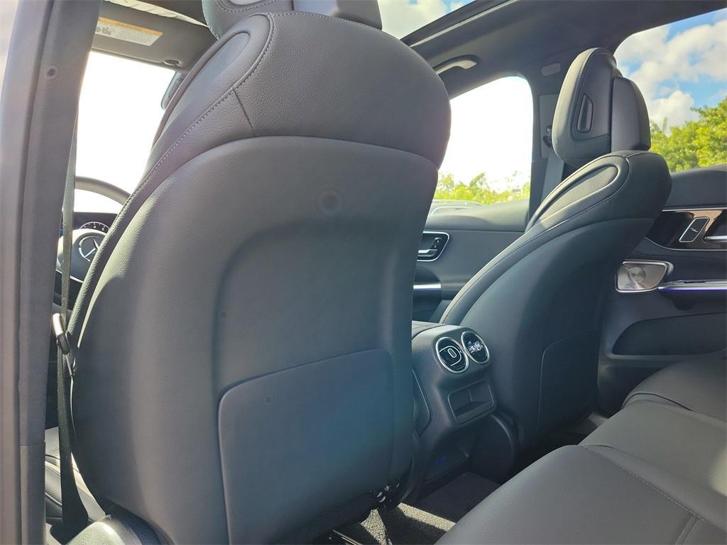 new 2026 Mercedes-Benz GLC 300 car