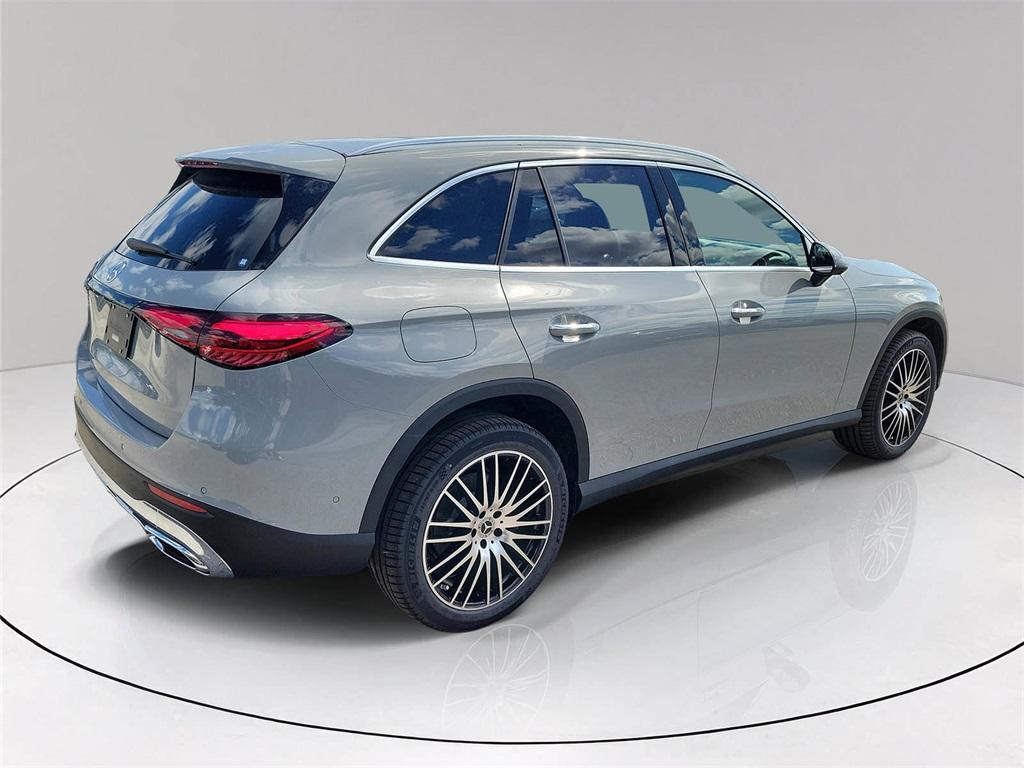 new 2026 Mercedes-Benz GLC 300 car