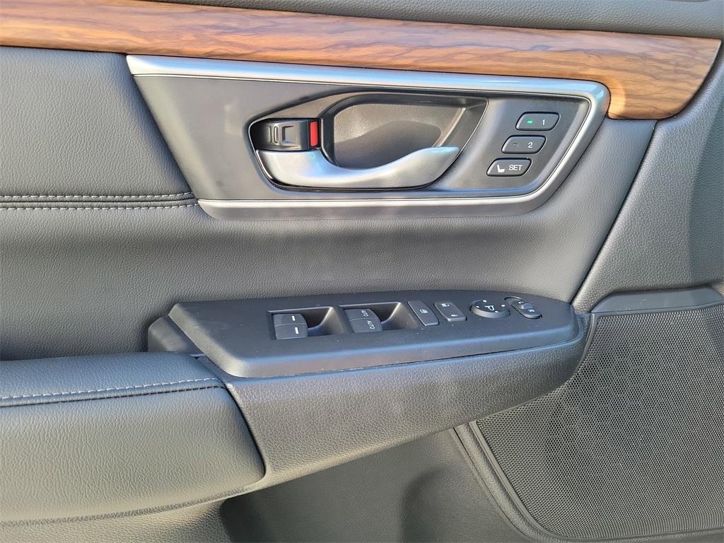 used 2022 Honda CR-V Hybrid car, priced at $26,749