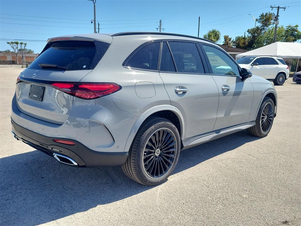 new 2026 Mercedes-Benz GLC 300 car