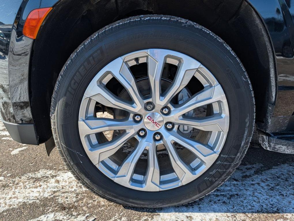 used 2021 GMC Yukon car, priced at $50,555