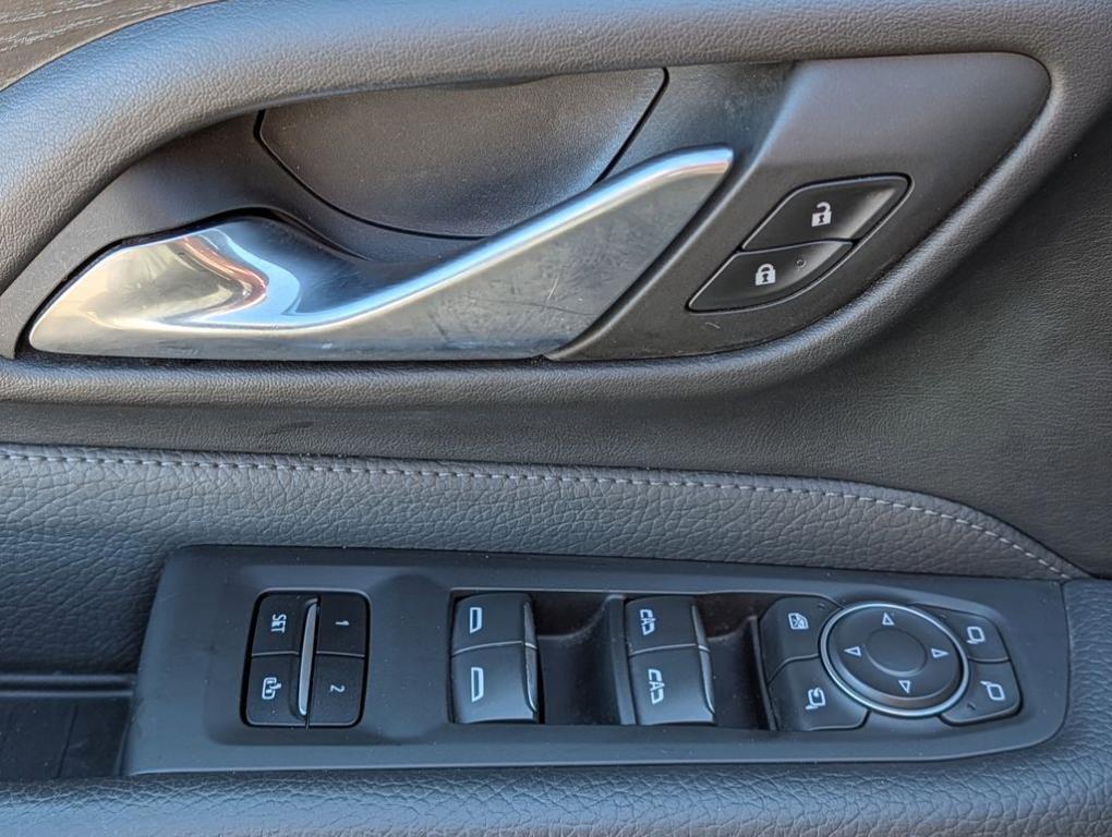 used 2021 GMC Yukon car, priced at $50,555