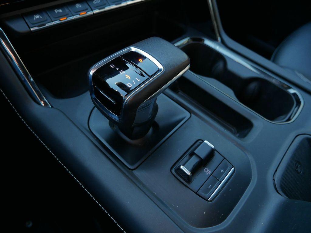 used 2022 GMC Sierra 1500 car, priced at $50,925