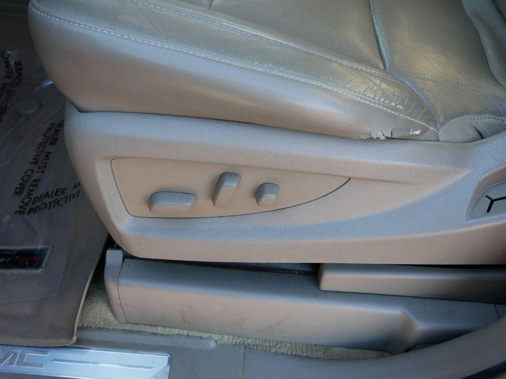 used 2015 GMC Yukon car, priced at $18,767