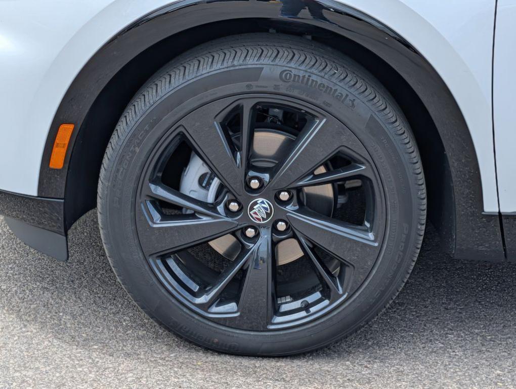 used 2023 Buick Envision car, priced at $28,920