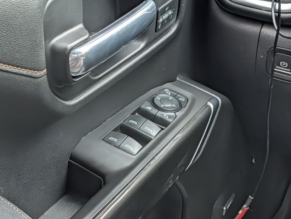 used 2021 GMC Sierra 1500 car, priced at $32,499