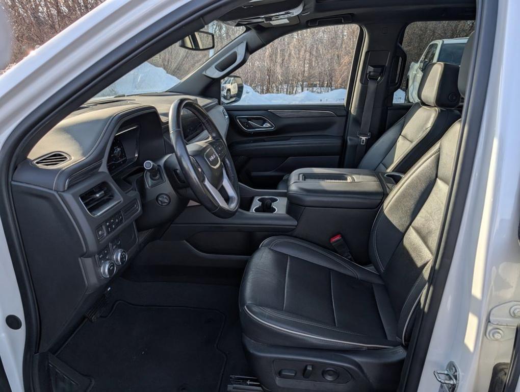 used 2022 GMC Yukon XL car, priced at $47,994