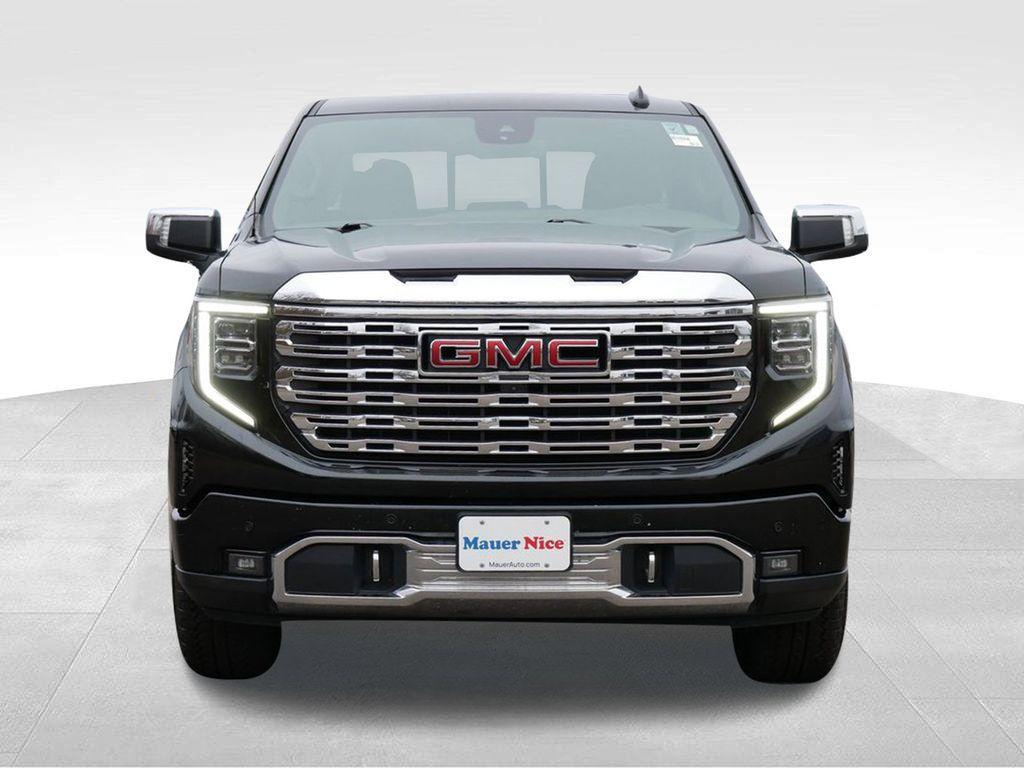 used 2022 GMC Sierra 1500 car, priced at $42,977