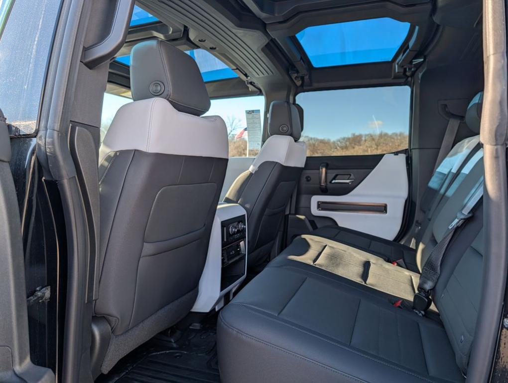 new 2025 GMC HUMMER EV SUV car, priced at $100,542
