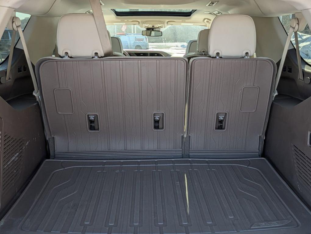 used 2023 GMC Yukon XL car, priced at $64,886