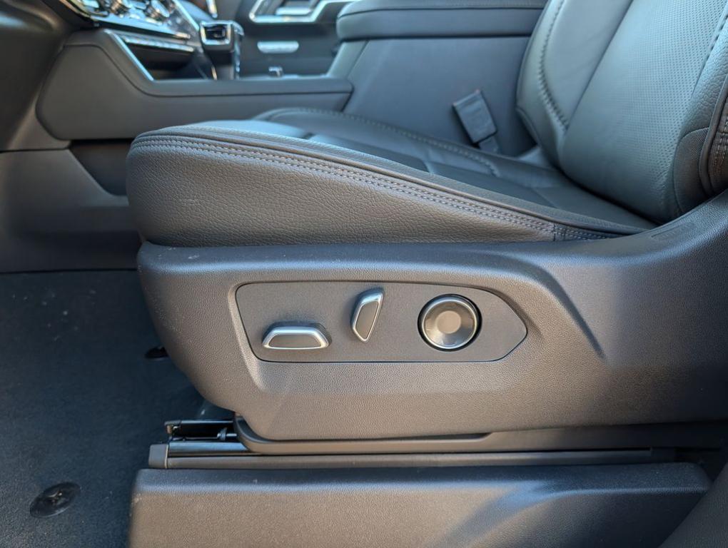 new 2026 GMC Sierra 1500 car, priced at $70,104