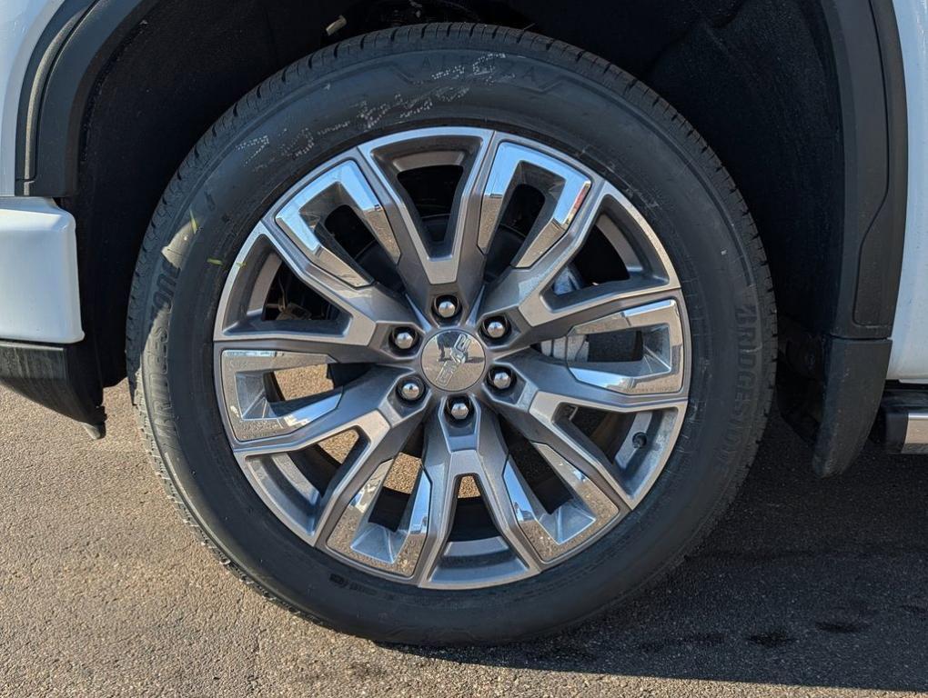 new 2026 GMC Sierra 1500 car, priced at $70,104