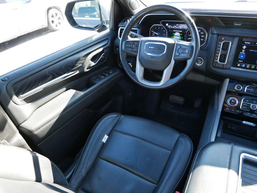 used 2021 GMC Yukon car, priced at $45,997