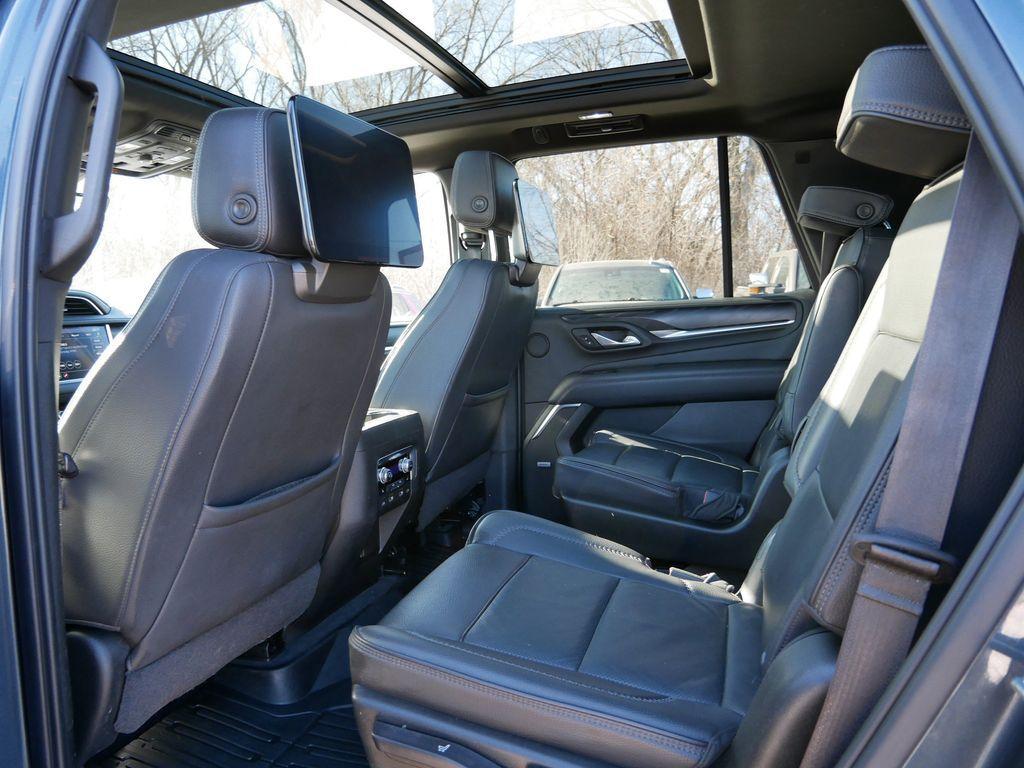 used 2021 GMC Yukon car, priced at $45,997