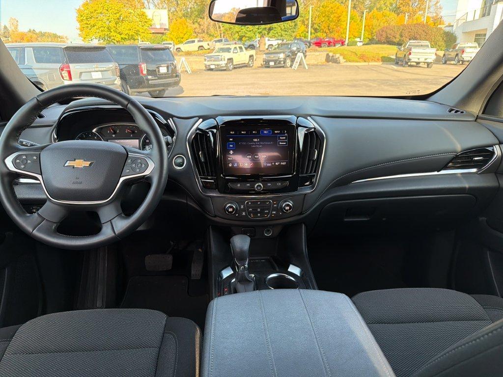 used 2023 Chevrolet Traverse car, priced at $30,499
